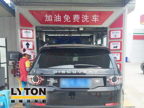 洗車設(shè)備廠家詳解關(guān)于全自動(dòng)洗車機(jī)毛刷傷車漆、洗車泡沫是洗滌劑、省水等幾個(gè)誤區(qū)